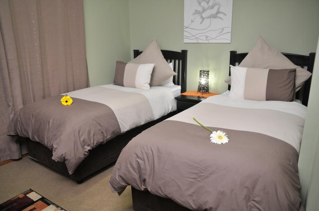 Summer Garden Guest House Benoni Bagian luar foto